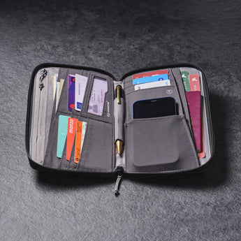 Kelioninė piniginė su RFID apsauga Lifeventure Travel Wallet